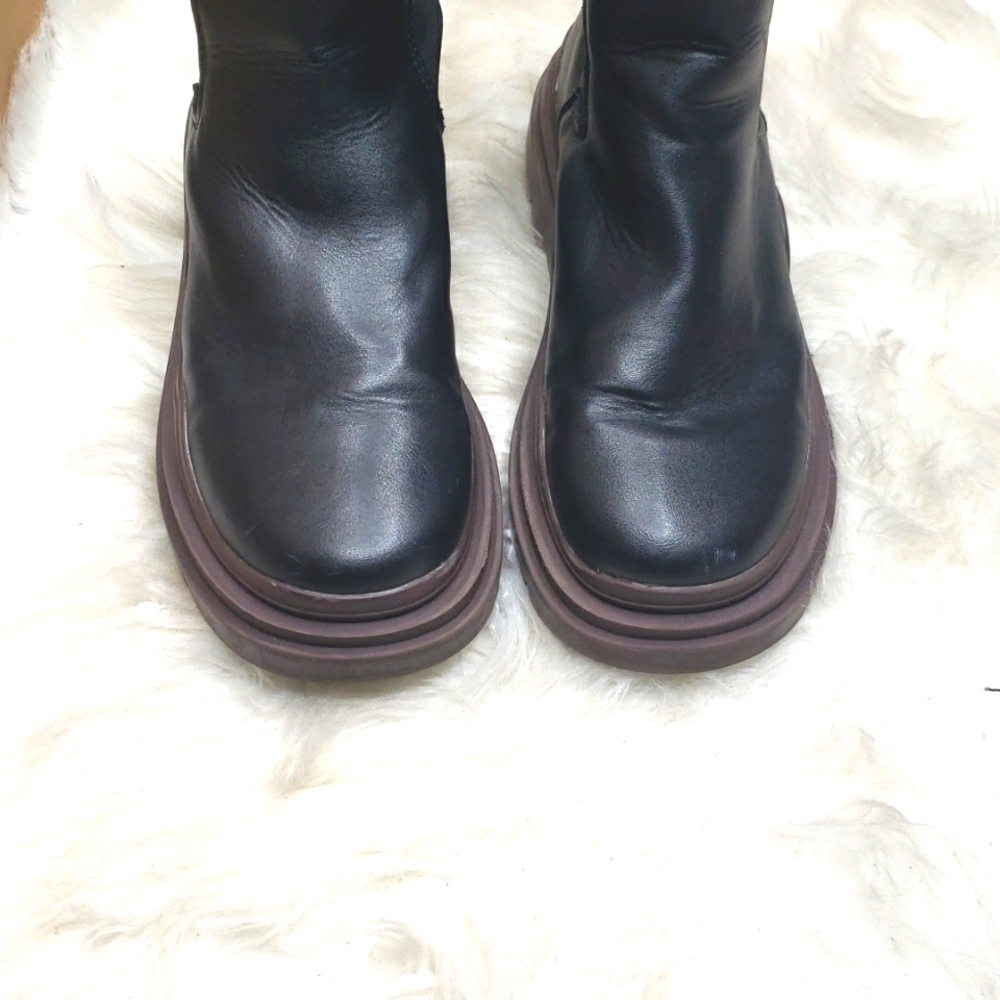 Dolls Kill Public Desire CHERRY BLACK CHUNKY SOLE CHELSEA ANKLE BOOTS 6 - Picture 14 of 16